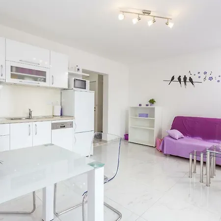 Gabelic Apartment *