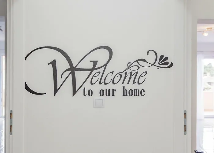 アパート Gabelic フヴァル